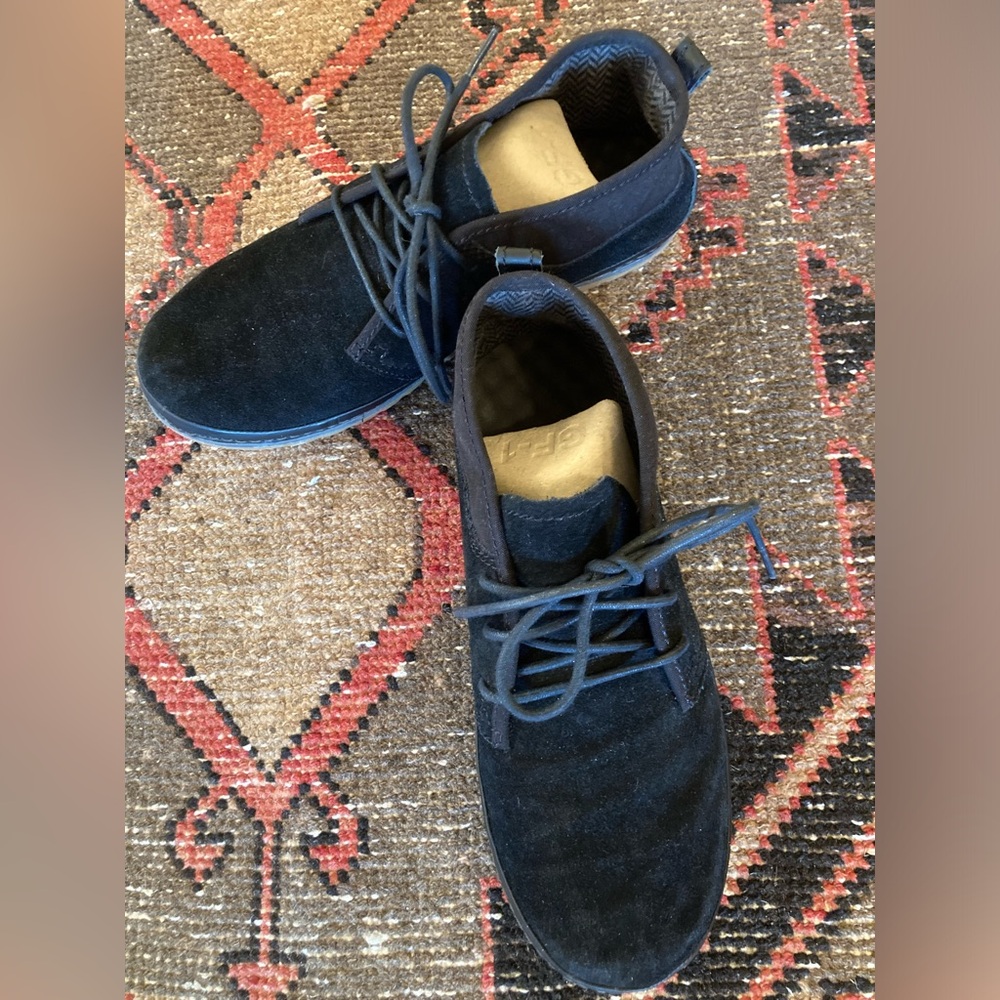 Sperry Men's Dark Navy Suede Chukka Boots